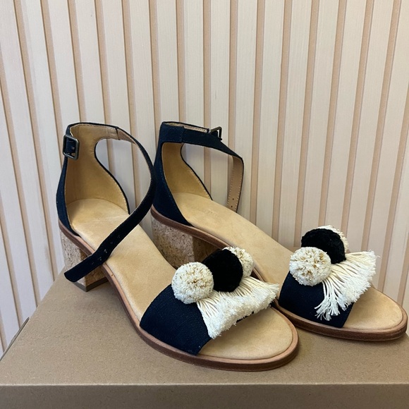 Soludos Shoes - Soludos Navy and Cream Pom Pom Ankle-Strap Block Heel Sandals nwob